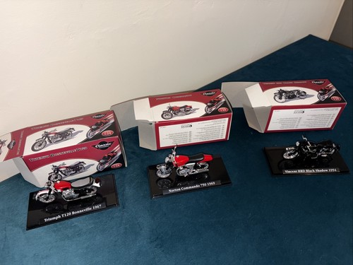 Classic motorbikes collectors - motorbikes,