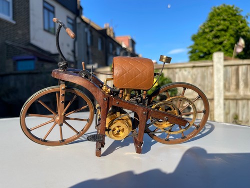 Franklin mint 1885 daimler - mint, 1:8